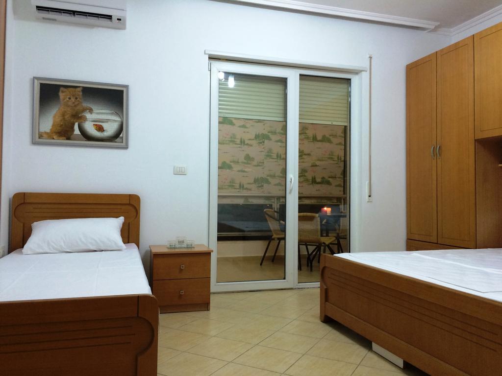 Golem Apartments 部屋 写真
