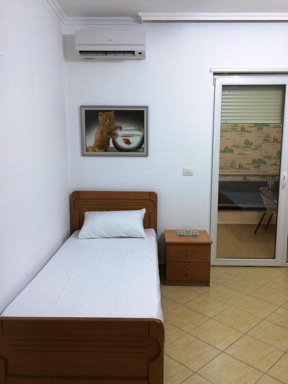 Golem Apartments 部屋 写真